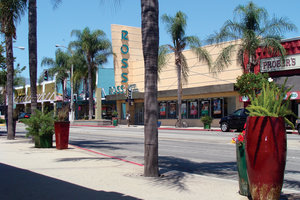 Los Angeles shopping center - ߣߣƵ University